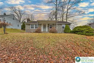 2440 S Fountain St, Allentown City, PA 18103 - Photo 2