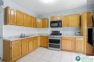 32 N 8th St, Easton, PA 18042 - Photo 6