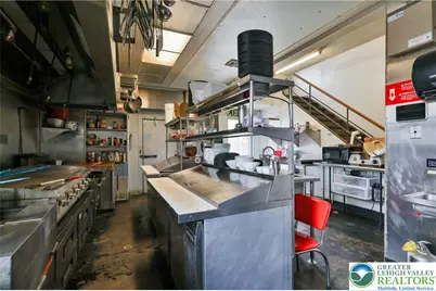 1223 Broad Street, Bethlehem City, PA 18018 - Photo 32