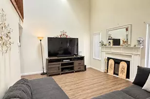 524 Wales Ct, Lehman Twp, PA 18324 - Photo 6