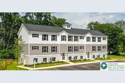 315 E Stone Alley #6, Alburtis Boro, PA 18011 - Photo 1