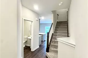 7512 Clayton Ave, Upper Saucon Township, PA 18036 - Photo 2