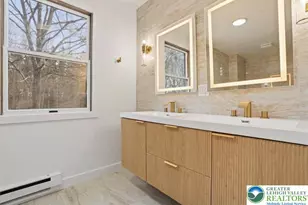 142 Towering Ct, Chestnuthill Twp, PA 18353 - Photo 32