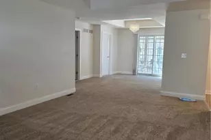 1800 Merlot Dr, Bethlehem Township, PA 18045 - Photo 6