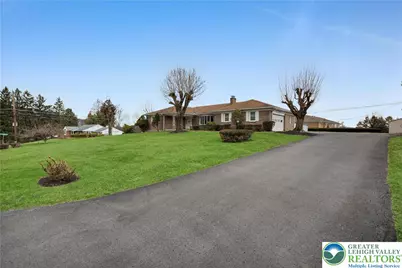 3922 Oakhurst Drive, Upper Saucon Township, PA 18034 - Photo 2