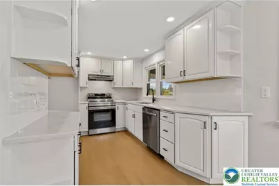 2341 S 3rd Street, Allentown City, PA 18103 - Photo 16