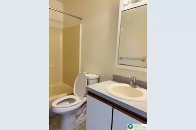 203 E Emmaus Avenue #2, Salisbury Township, PA 18103 - Photo 8