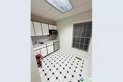 203 E Emmaus Avenue, Salisbury Township, PA 18103 - Photo 8