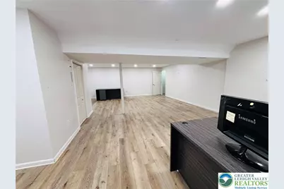 203 E Emmaus Avenue, Salisbury Township, PA 18103 - Photo 4