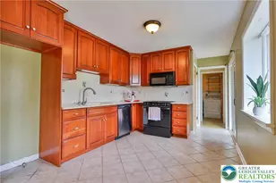 1004 Donald Dr, Emmaus Boro, PA 18049 - Photo 8