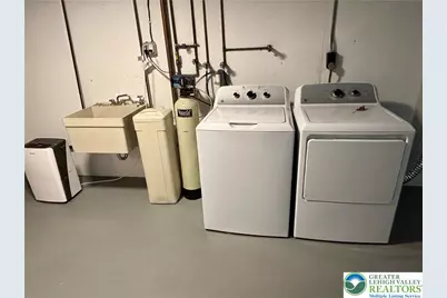 2240 W Woodlawn Street, South Whitehall Township, PA 18104 - Photo 30