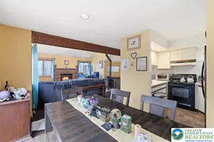 186 Thornapple Ln, Coolbaugh Twp, PA 18466 - Photo 8