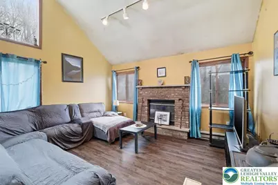 186 Thornapple Lane, Coolbaugh Twp, PA 18466 - Photo 6