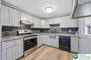 1613 Shenandoah Ct, South Whitehall Township, PA 18104 - Photo 10