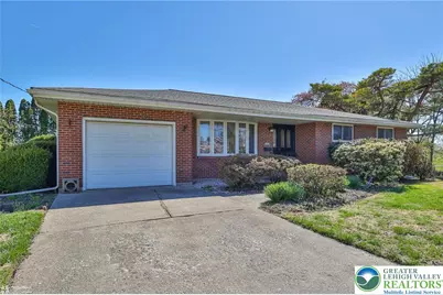 850 Lincoln Street, Freemansburg, PA 18017 - Photo 2