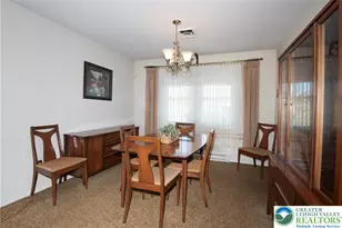 1051 N 10th St, Whitehall Township, PA 18052 - Photo 10