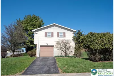 1051 N 10th Street, Whitehall Township, PA 18052 - Photo 4