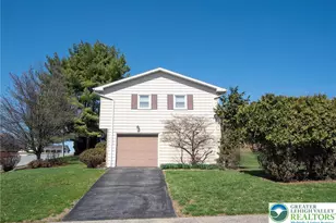 1051 N 10th St, Whitehall Township, PA 18052 - Photo 4