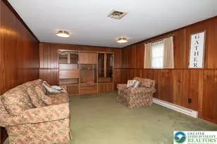 1051 N 10th St, Whitehall Township, PA 18052 - Photo 22