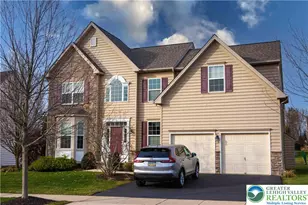 1028 Kingston Ln, Upper Macungie Township, PA 18031 - Photo 2