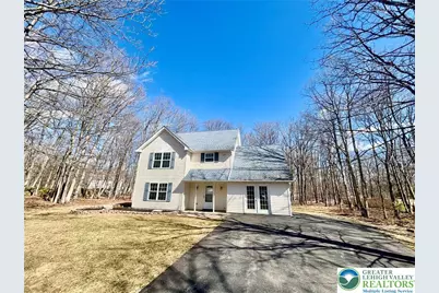 1126 Shogun Drive, Chestnuthill Twp, PA 18330 - Photo 2