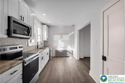 2322 Lehigh Avenue N, Whitehall Township, PA 18052 - Photo 14