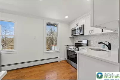 649 20th Street E, Northampton Boro, PA 18067 - Photo 4