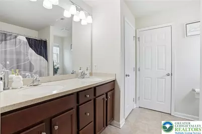 9581 Sleepy Hollow Lane, Upper Macungie Township, PA 18031 - Photo 28