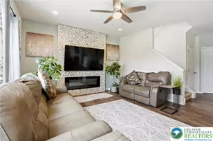 9581 Sleepy Hollow Ln, Upper Macungie Township, PA 18031 - Photo 8