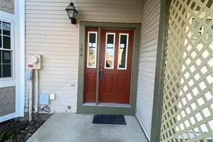 104 Freedom Ct, Bethlehem Township, PA 18020 - Photo 2