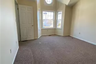 104 Freedom Ct, Bethlehem Township, PA 18020 - Photo 8