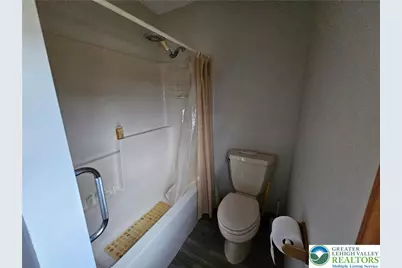 5817 Werleys Corner Road #B, Heidelberg Township, PA 18066 - Photo 10