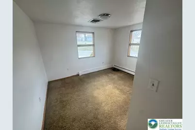 2563 Gap View Road #Apt 1 "2565", Slatington Boro, PA 18080 - Photo 6