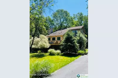 30 Shortridge Road, Penn Forrest, PA 18210 - Photo 2