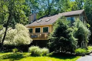 30 Short Ridge Rd, Penn Forrest, PA 18210 - Photo 2