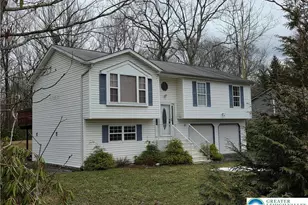 322 Coach Rd, Coolbaugh Twp, PA 18466 - Photo 2