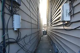 22 S Raspberry St, Easton, PA 18042 - Photo 16