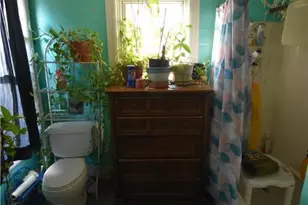 22 S Raspberry St, Easton, PA 18042 - Photo 8