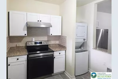 1401 Broadway #3, Fountain Hill Boro, PA 18015 - Photo 2