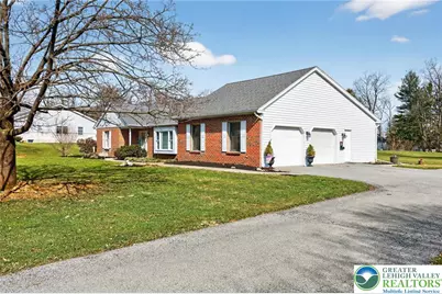 1701 Minesite Road, Lower Macungie Township, PA 18103 - Photo 4