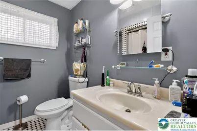 411 Moosic Road, Old Forge, PA 18518 - Photo 32