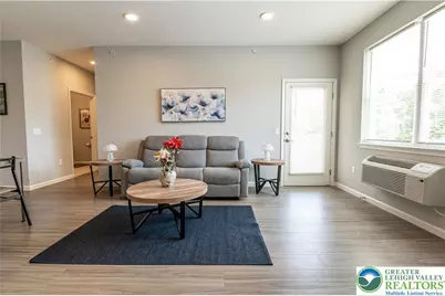 948 N Front Street #C-1, Allentown City, PA 18102 - Photo 4