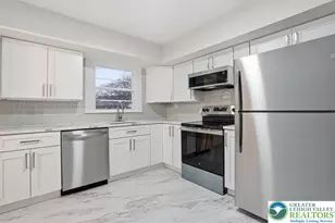 3120 Hilly Rd, Bethlehem City, PA 18017 - Photo 6