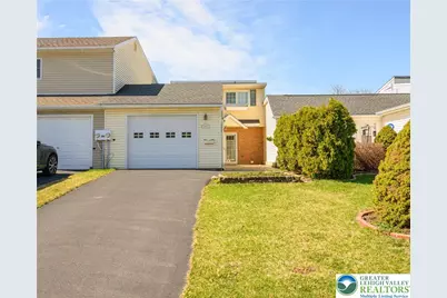 28 Stonewood Place, Catasauqua Boro, PA 18032 - Photo 1