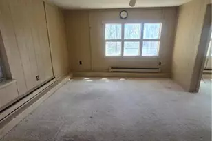 2816 Bretwood Dr, Upper Saucon Township, PA 18036 - Photo 4