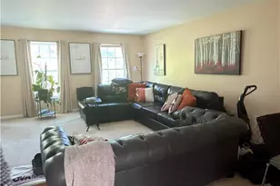 549 Avona Ave, Wilson Boro, PA 18042 - Photo 6
