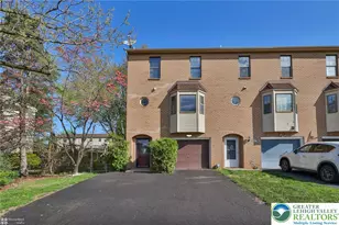 2559 Madison Ave, Bethlehem City, PA 18017 - Photo 2
