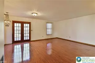 2559 Madison Ave, Bethlehem City, PA 18017 - Photo 4