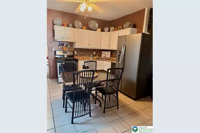 72 N 7th Street, Easton, PA 18042 - Photo 4