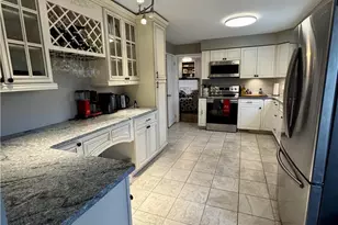 6560 Fernwood Dr, Upper Saucon Township, PA 18036 - Photo 8